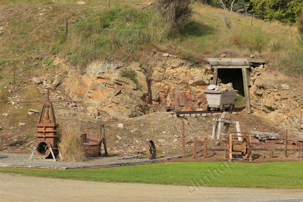 Picture, photograph, photo, Lawrence, South Otago, Clutha District, gold mining artefacts